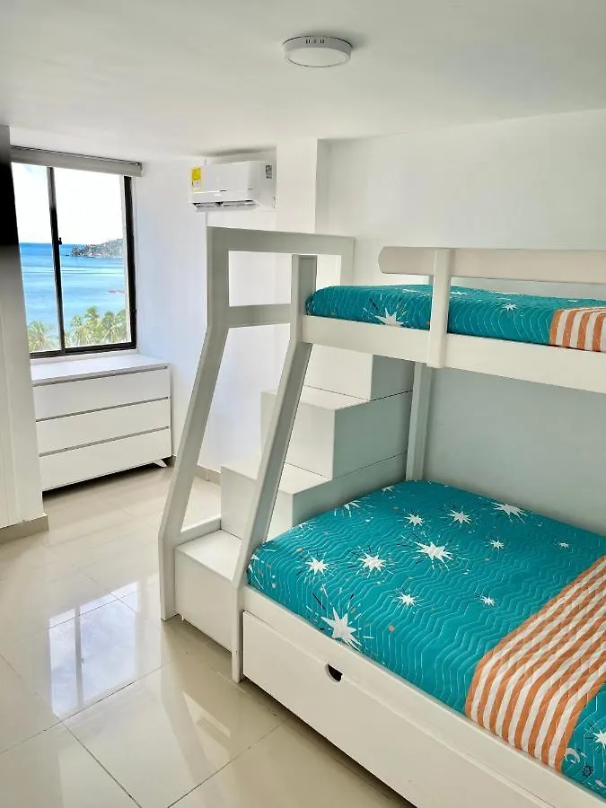 Delamar Apartment: Beachfront Comfort with Ocean Views Santa Marta  Santa Marta (Magdalena)